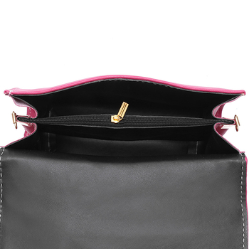 Geantă crossbody, formă pătrată orizontală, PU material, stil street fashion, închidere cu capac, buzunar interior laminat cu fermoar