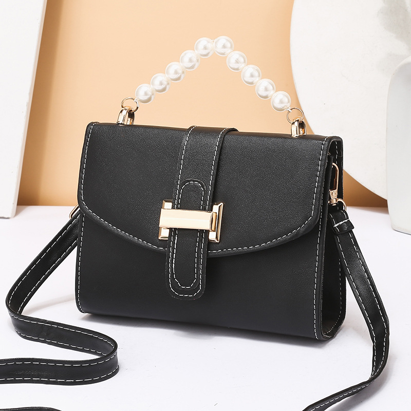 Geantă crossbody, formă pătrată orizontală, PU material, stil street fashion, închidere cu capac, buzunar interior laminat cu fermoar