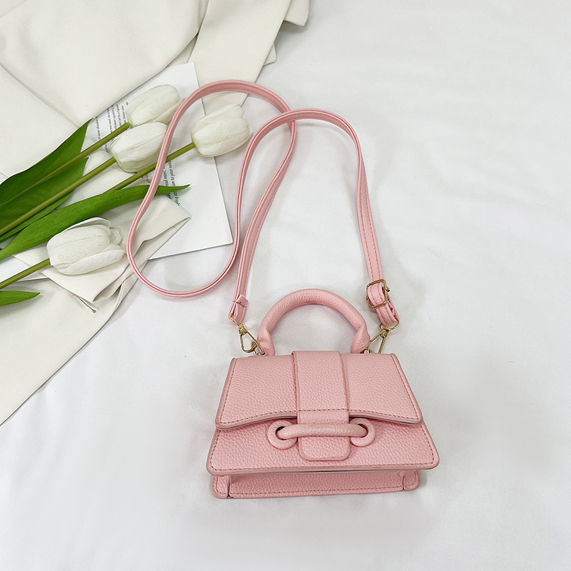 Ženska crossbody torbica, urbana jednostavnost, PU koža, horizontalno kvadratni oblik, zatvarač s poklopcem, unutarnja ID džep