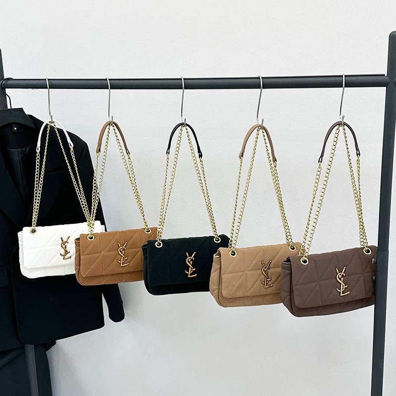 PU bőrhatású kis négyzet alakú táska, vízszintes formával, mágneszár, belső cipzáras zseb és telefontok