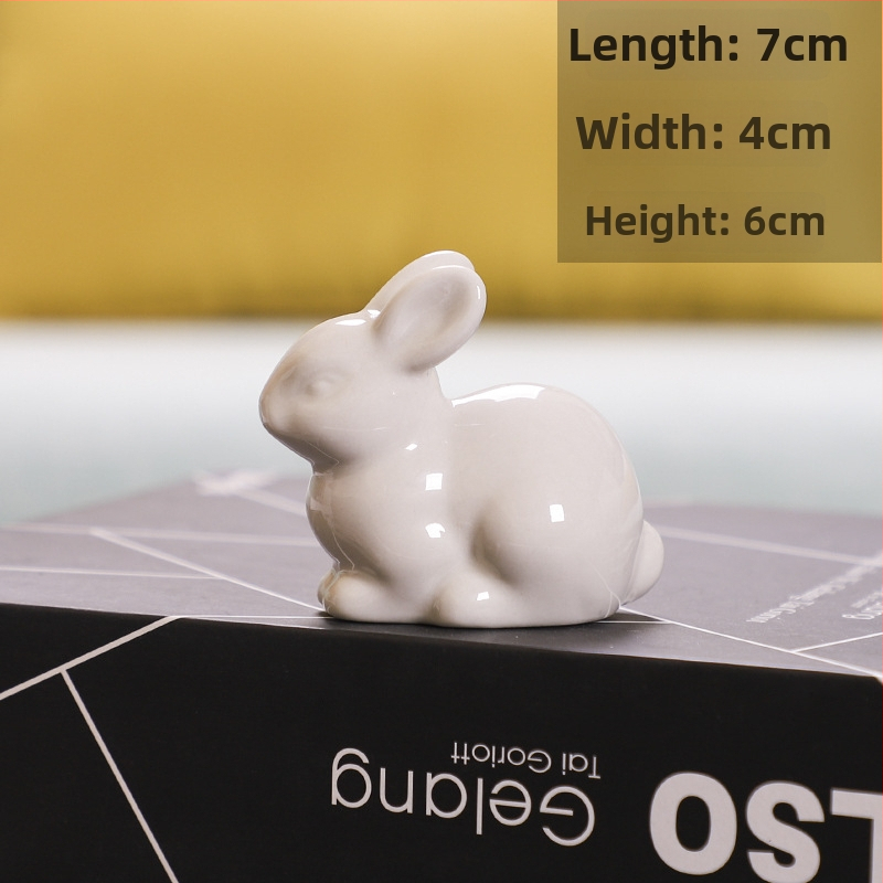 Porcelānas trusītis figūriņa – roku darbs porcelāna dekors, dzīvnieku skulptūra, vienkāršs un mūsdienīgs stils, glazēta virsma