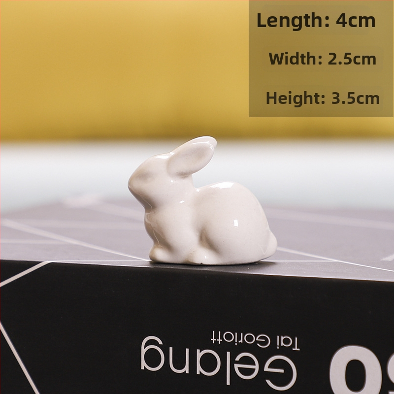 Porcelānas trusītis figūriņa – roku darbs porcelāna dekors, dzīvnieku skulptūra, vienkāršs un mūsdienīgs stils, glazēta virsma