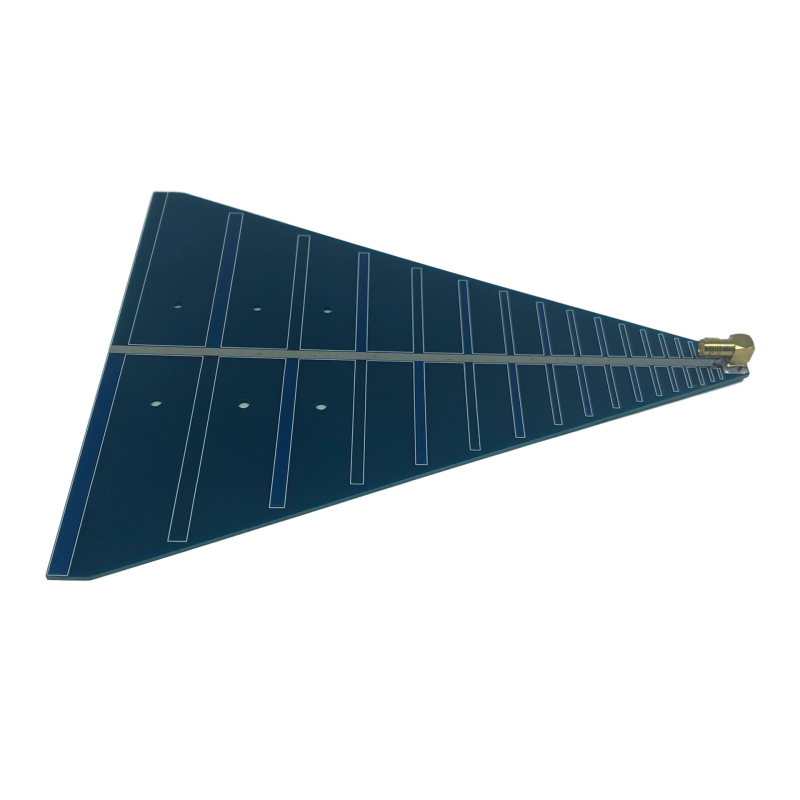 UWB plašjoslas virziena antena WiFi 800 MHz–6 GHz