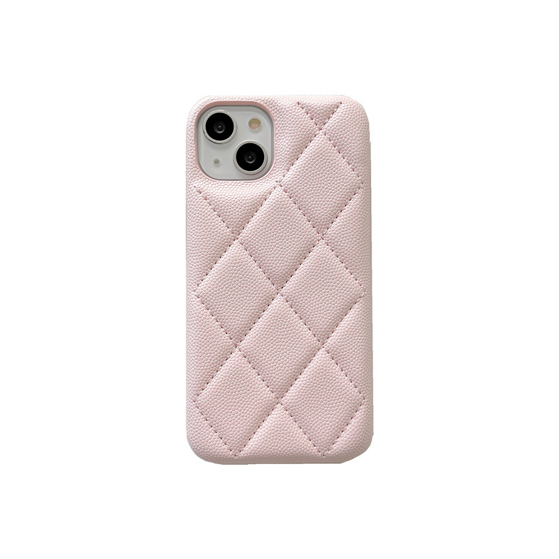 Kućište za iPhone 17 Pro Max u Chanel stilu sa šivenim uzorkom i teksturom lychee, od luksuzne kože.