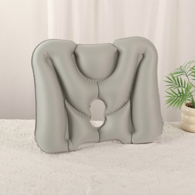 Pašuzpūšams spilvens ceļojumiem ārā — Materiāls: Polyester Fiber Composite TPU; Zīmols: Hongxin; Modelis: HX01; Stils: V tips, āra ceļojumu pūšamais spilvens; Svars: 120 g