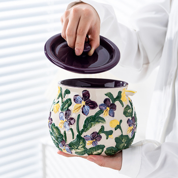 Reljefiska keramikas burka taukiem ar vāciņu, virtuvei čili eļļai