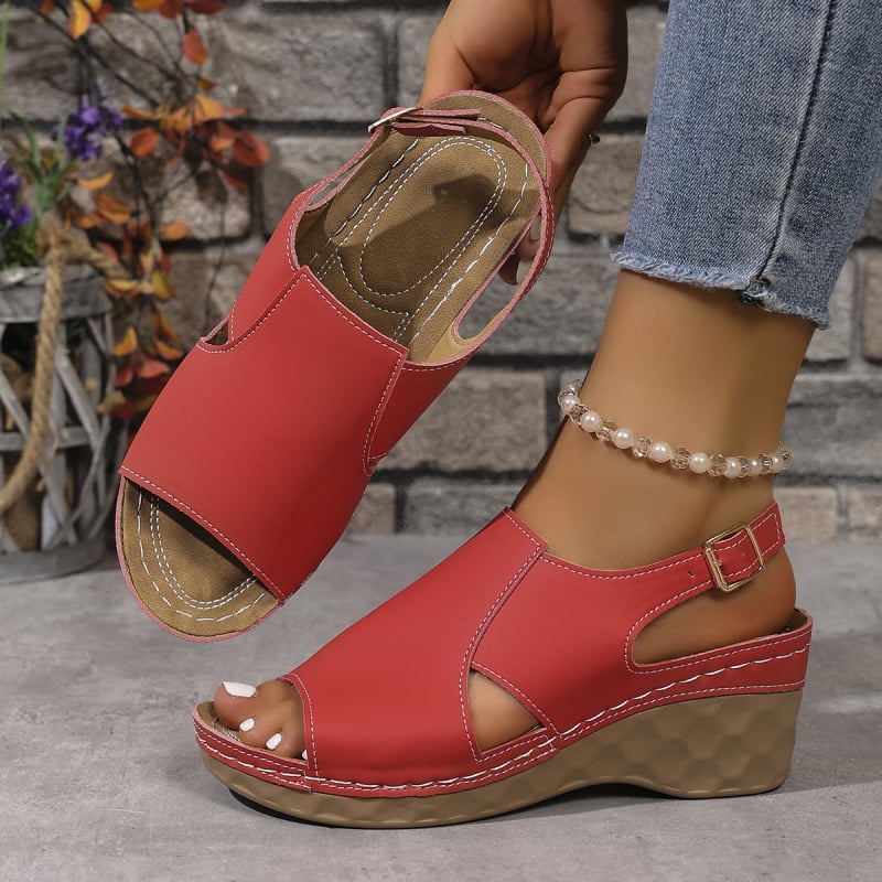 Moteriški sandalai su plačiais dirželiais, dirbtinė oda, atviras pirštas, PU padas, sagtis užsegimas
