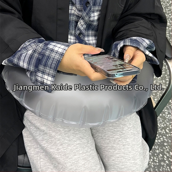 PVC pūšamais spilvens Crescent U formā, Leisure stils, zīmols Virtue, modelis 452822, svars 200 g.