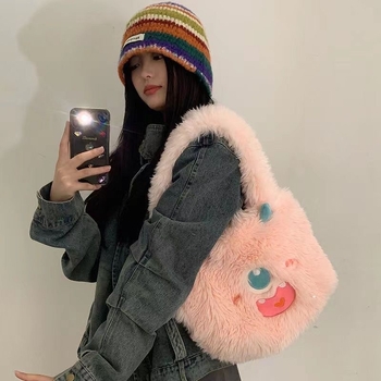 Plüüs Tote kott – värske ja magus stiil (materjal: plüüž; kuju: horisontaalne ruut; avamine: magnetlukustusega; vooder: polüester; õlarihmad: topelt)