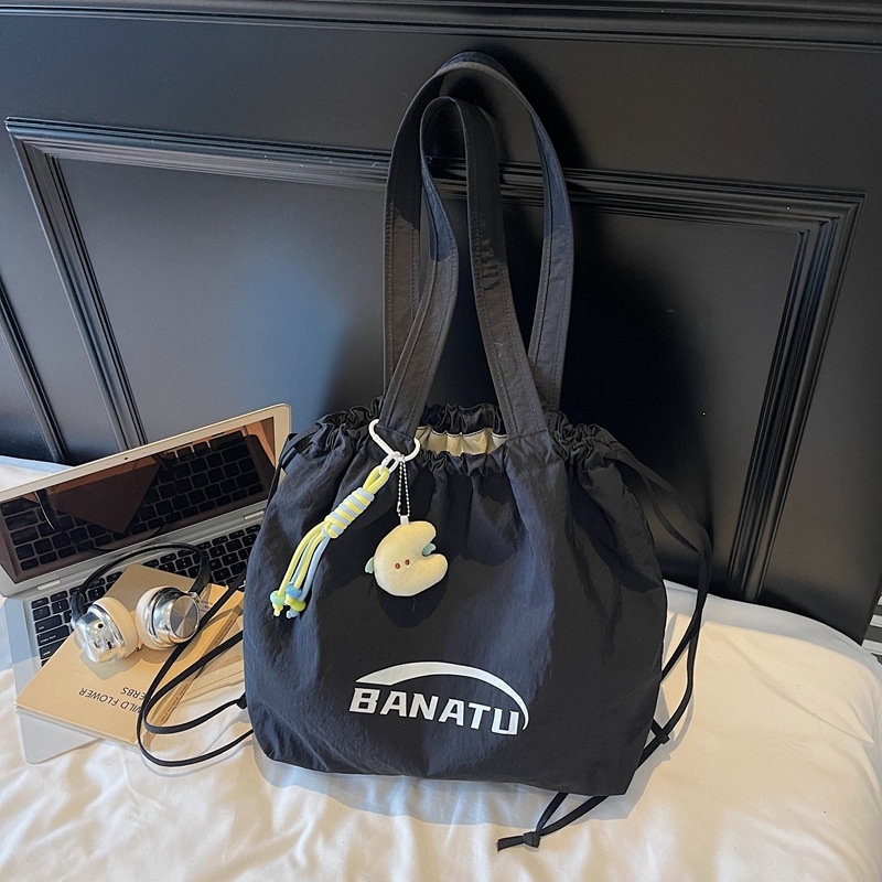 Ľahká nylonová tote taška so sťahovacím otvorom, vnútorná kapsa na telefón, Jeseň 2025