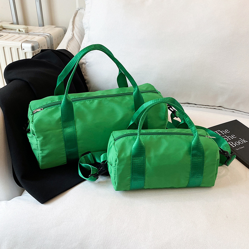Barrel táska sporthoz és utazáshoz, nylon külső, poliészter bélés, 20–35L, Uniszex, Utcai stílus