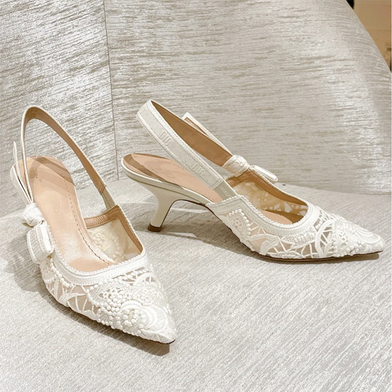 Сандали с презрамки за жени, заострен нос, горна част от телешка кожа, нисък клиновиден ток, подплата от супер влакна