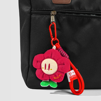 Figurina din pluș, breloc pentru genți, model cu flori, design original, pandantiv pentru chei, procesare semi-manuală, primăvara 2025