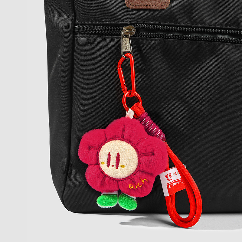 Figurina din pluș, breloc pentru genți, model cu flori, design original, pandantiv pentru chei, procesare semi-manuală, primăvara 2025