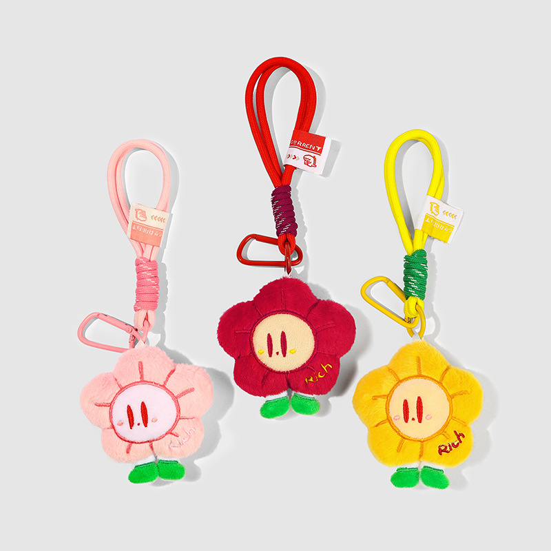 Figurina din pluș, breloc pentru genți, model cu flori, design original, pandantiv pentru chei, procesare semi-manuală, primăvara 2025