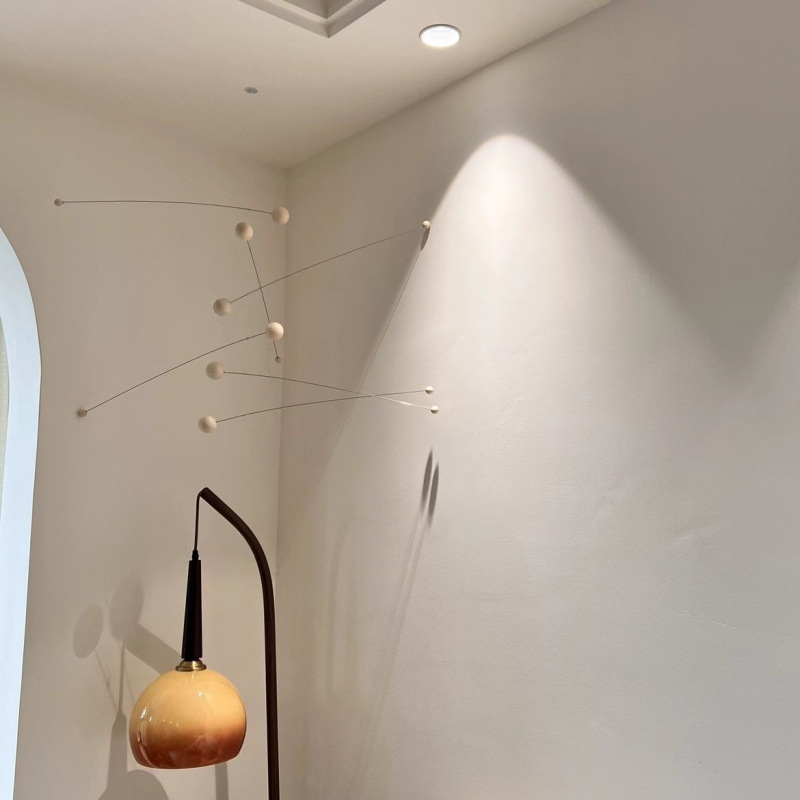 Pandantiv metalic cu clopoțel de vânt, decor nordic simplu și modern, Iarna 2024