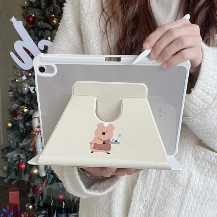 Ακρυλική θήκη iPad με περιστροφή 360° – Cartoon Cooking Persimmon Bear, flip cover, αντι-δακτυλικά, ανθεκτική σε πτώσεις, απορρόφηση θερμότητας, ανάγλυφος σχεδιασμός