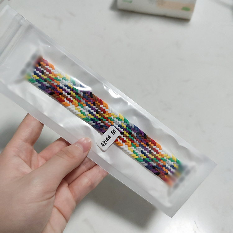 Tkana duga narukvica za Apple Watch, pleteni materijal, moderan stil, kompatibilno s Apple Watch