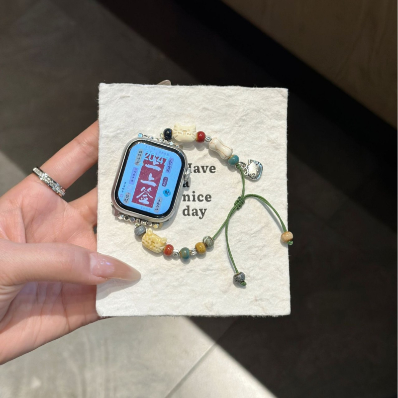 Remen za Apple Watch S10 – elastičan, dizajn mačkice iz crtića, stakleni materijal, kopča