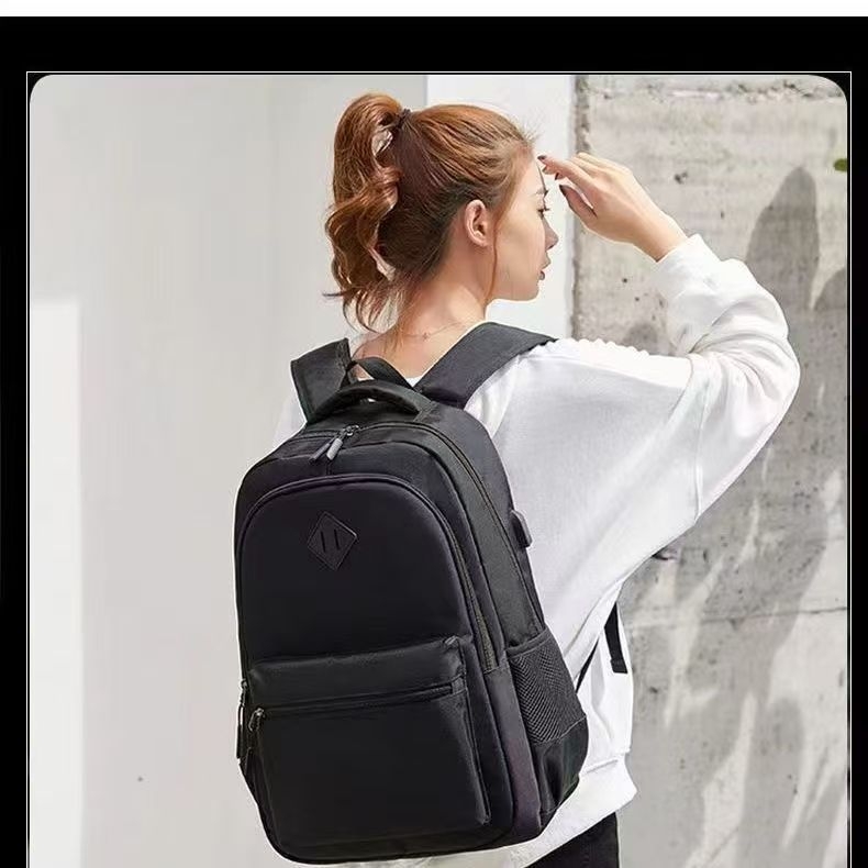 Uniszex hátizsák, szabadidős utazáshoz, 20–35 L kapacitás, 15 hüvelykes laptop rekesz, poliészter, ergonómikus hátsó panel