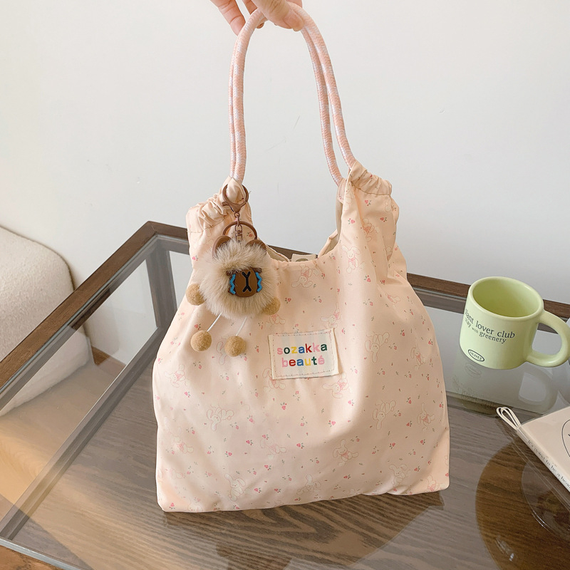 Do&thin tote táska, városi minimalist stílus, vászon anyag, függőleges négyszög alak, poliészter bélés