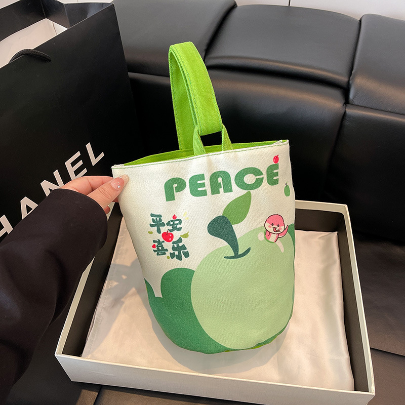 Bucket táska, friss és édes stílus, vászon anyag, vödör alakú forma, mágneses zárás, belső ID zseb