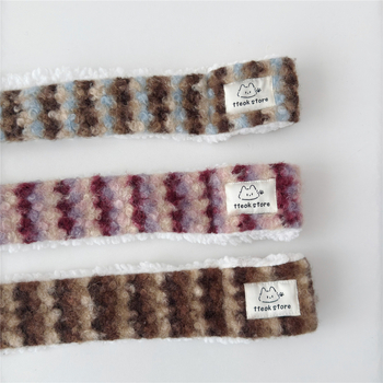 Set eșarfă și pălărie pentru animale de companie – iarnă, stil scandinav, dungă, lână/felt, țesătură grea plată, finisaj satin