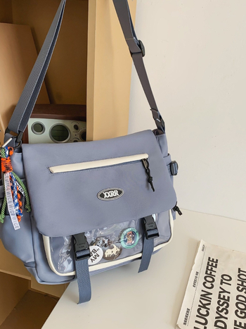 Muška crossbody torba od najlona, prozračna i proširiva, uzorak s slovima, podstava od poliester
