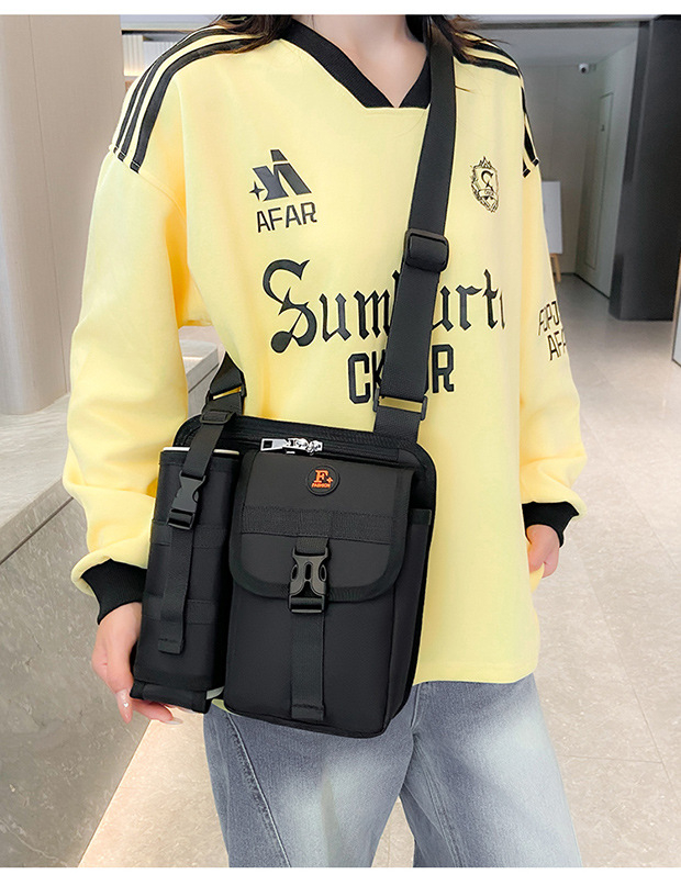 Geantă crossbody pentru bărbați din material Oxford, respirabilă și foarte ușoară, căptușeală poliester, marcă 8144