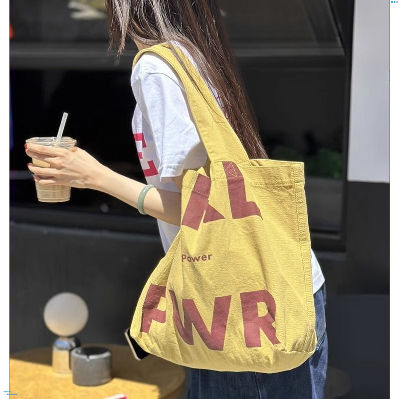 Geantă din corduroy cu atitudine, finisaj spălat, modernă și versatilă, cu capacitate mare, crossbody cu o singură curea pentru excursii de recreere (Cod: Fmfi7xsf)