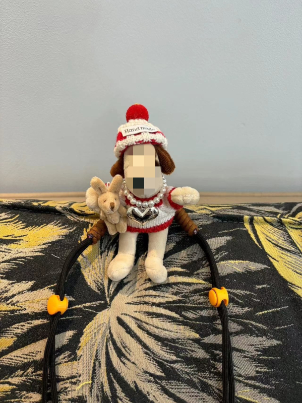 Pandantiv pluș pentru telefon, cu personaj pilot, imprimare silkscreen, decor