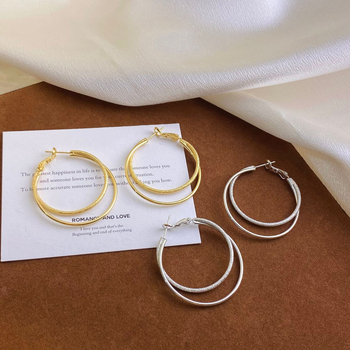 Κρίκοι σκουλαρίκια με σταυρό, διπλού επιπέδου σχεδίαση, χαλκός με επίχρυσο, μάρκα Yinian, ηλεκτροπλατίωση, Χειμώνας 2025