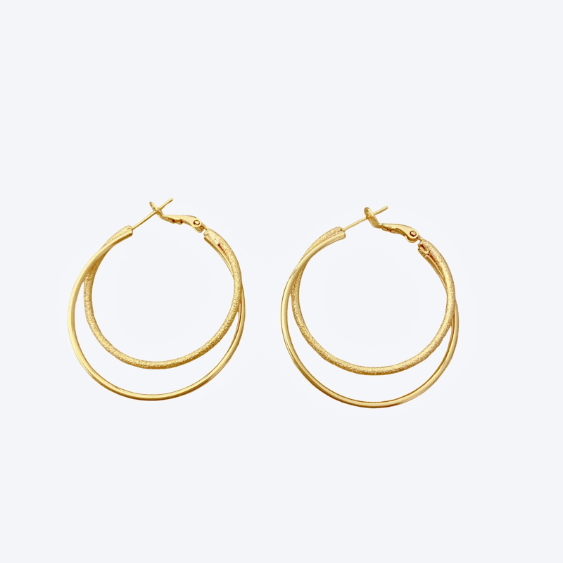 Κρίκοι σκουλαρίκια με σταυρό, διπλού επιπέδου σχεδίαση, χαλκός με επίχρυσο, μάρκα Yinian, ηλεκτροπλατίωση, Χειμώνας 2025