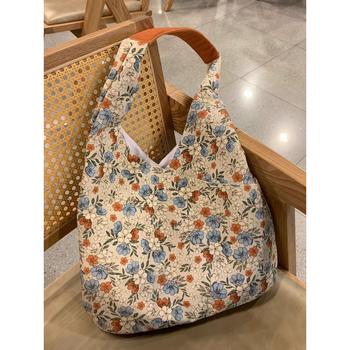 Geantă Tote din pânză cu design floral artistic, formă verticală pătrată, deschidere deschisă, stil proaspăt și dulce, două curele de umăr