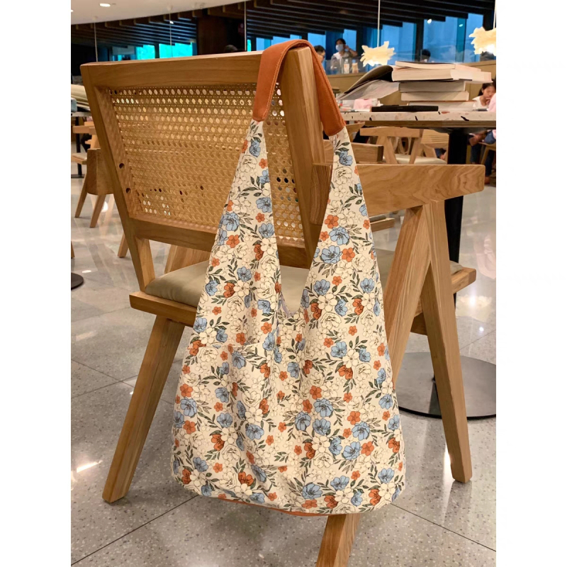 Geantă Tote din pânză cu design floral artistic, formă verticală pătrată, deschidere deschisă, stil proaspăt și dulce, două curele de umăr