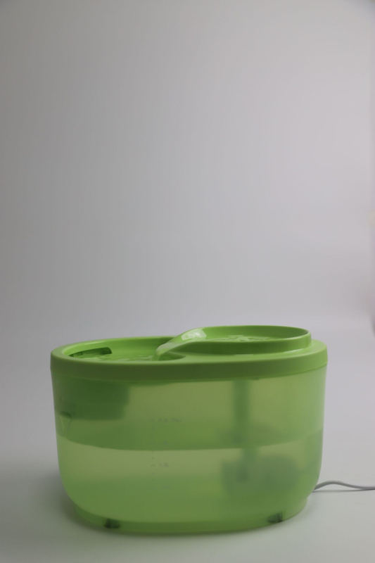 Sanba HM-01 Distribuitor de apă pentru animale de companie, încălzire la temperatură constantă, funcționare silențioasă și filtrare prin circulație automată pentru pisici și câini, design detașabil