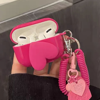 Privjesak u obliku srca ružičasto-crvene boje za futrolu AirPods Pro