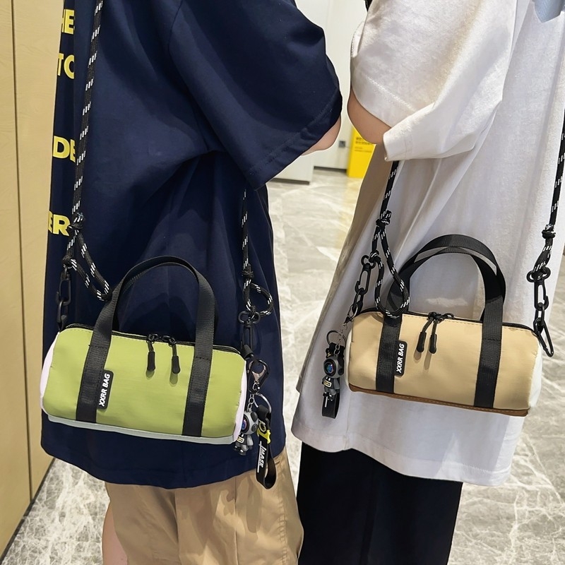 Diákoknak szánt keresztpántos táska, kis vállon átvethető táska, mindennapi nylon