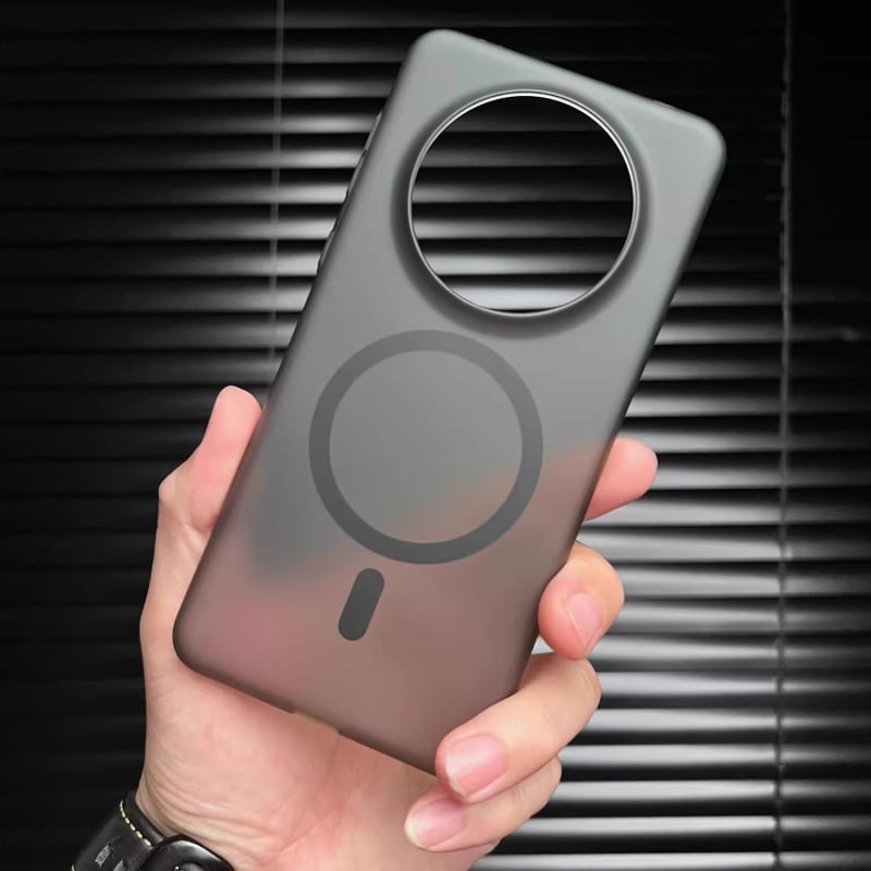 MagSafe съвместим калъф за Huawei Mate80 Pro, матов PC материал, полупрозрачен, магнитно задържане