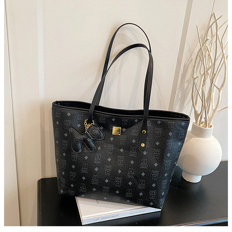 Női tote táska – retro stílus, nagy kapacitású, PU anyagból, vízszintes négyzet alakú, cipzáras nyitás, nylon bélés