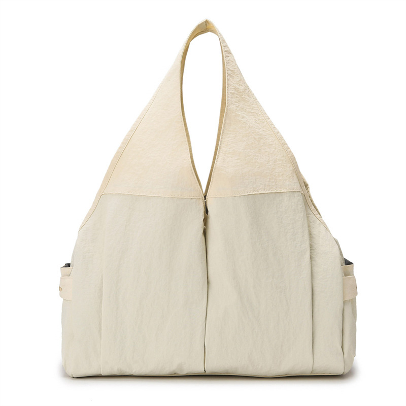 Dámska kanvasová tote taška, street fashion, horizontálny štvorcový tvar, magnetické zapínanie, polyesterová podšívka, jednoručný popruh, jar 2025