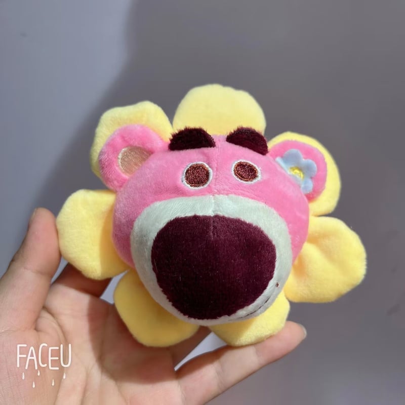 Geantă de umăr din pluș Strawberry Bear, formă ovală, închidere cu fermoar, buzunare pentru telefon și ID