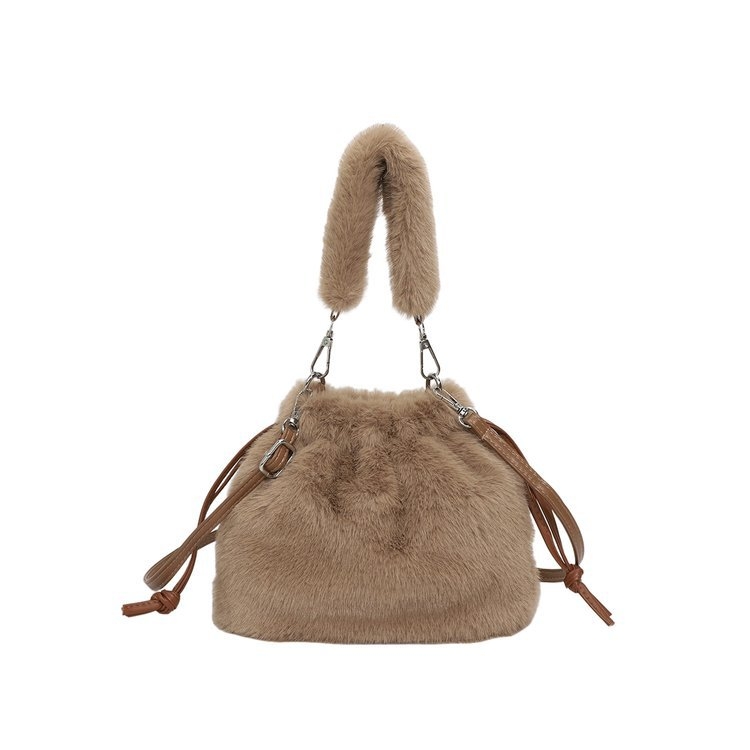 Plüss vödörtáska kötős zárással, poliészter bélés, telefontartó zseb, városi letisztult stílus