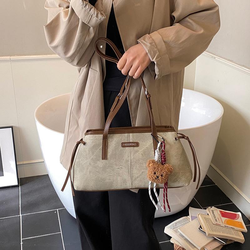 Geantă de subraț în stil urban simplu, material PU, formă orizontală pătrată, fermoar
