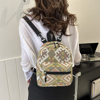 Ženský retro štýlový batoh so špeciálnym materiálom, plátená podšívka, vertikálny štvorcový tvar, zapínanie na zips, dvojité ramenné popruhy