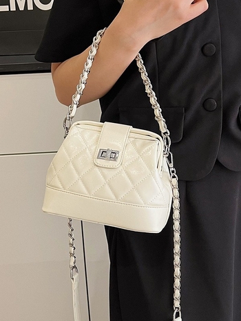 Geantă PU de tip shell cu lanț – formă orizontală pătrată, curea crossbody, închidere cu lacăt, buzunar interior cu fermoar și buzunar ID, pentru uz zilnic