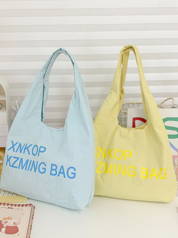 Geantă de umăr pentru femei în stil Korean Ins, nailon, formă orizontal pătrată, căptușeală poliester, buzunar interior cu fermoar