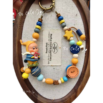 Pandantiv pentru telefon din mărgele cu personaj de desen animat – lucrat manual, stil personal, model comemorativ, trend personalizat, iarnă 2025