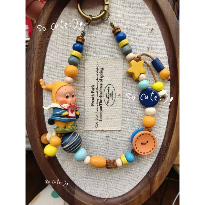 Pandantiv pentru telefon din mărgele cu personaj de desen animat – lucrat manual, stil personal, model comemorativ, trend personalizat, iarnă 2025