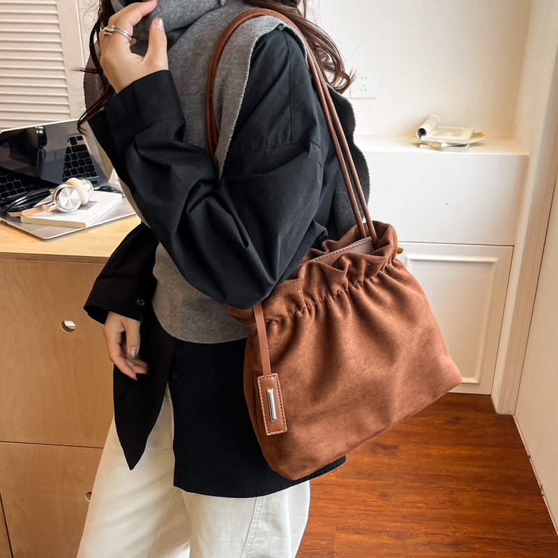 PU crossbody táska utcai stílusban, horizontális négyszögletes formával, cipzárral